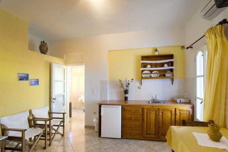 Abelonas Retreat 公寓式飯店 3*